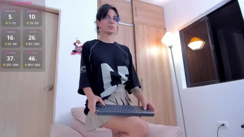 day  online show from 12-19-24, 04:34