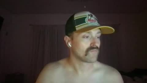 Snapshot of nicebuttniceguy chatting on 04-21-26, 06:41 NiceButtNiceGuy online show from 04-21-26, 06:41