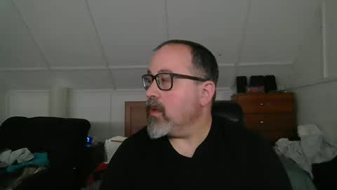Snapshot of niceguy7208 chatting on 06-16-26, 04:48 niceguy7208 online show from 06-16-26, 04:48