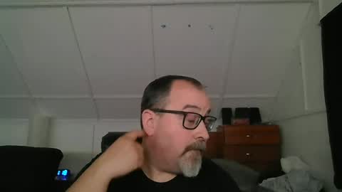 Snapshot of niceguy7208 chatting on 06-22-26, 03:19 niceguy7208 online show from 06-22-26, 03:19
