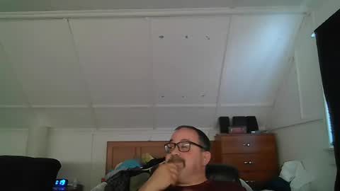 Snapshot of niceguy7208 chatting on 07-05-26, 03:19 niceguy7208 online show from 07-05-26, 03:19