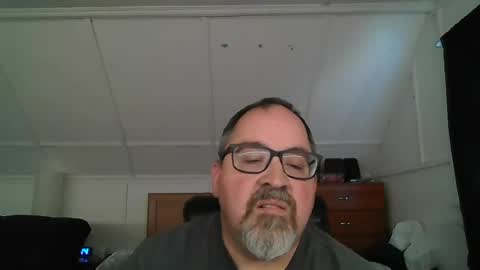 Snapshot of niceguy7208 chatting on 07-10-26, 01:14 niceguy7208 online show from 07-10-26, 01:14