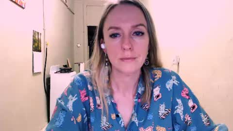 Kathrine online show from 06-21-26, 07:16