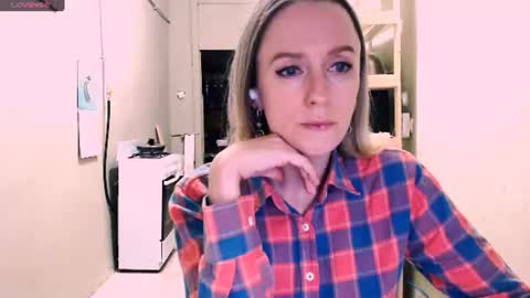 Kathrine online show from 07-20-26, 09:39