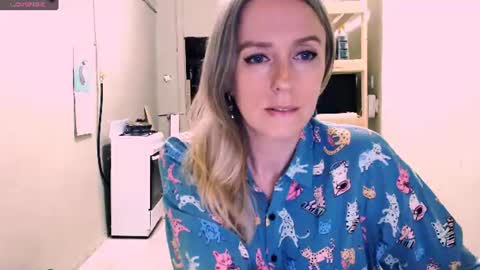 Kathrine online show from 07-30-26, 07:57