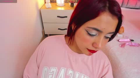 Nicolle  online show from 01-23-25, 03:11