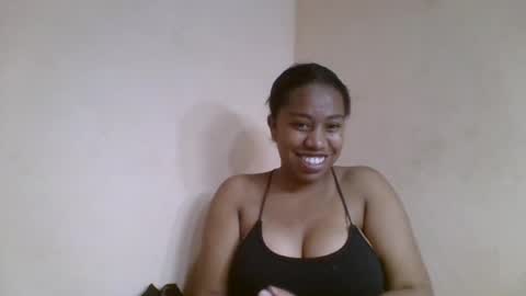 Snapshot of nicelly01 chatting on 06-17-26, 02:29 nicelly01 online show from 06-17-26, 02:29