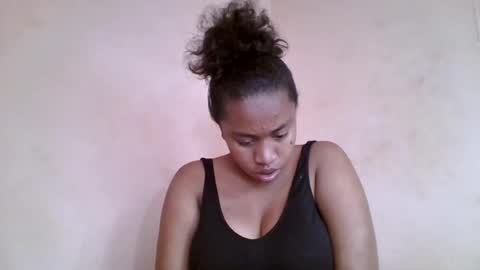 Snapshot of nicelly01 chatting on 07-04-26, 08:09 nicelly01 online show from 07-04-26, 08:09