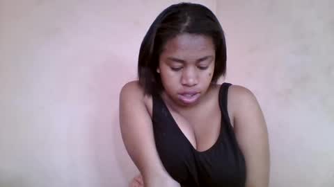Snapshot of nicelly01 chatting on 07-07-26, 07:23 nicelly01 online show from 07-07-26, 07:23