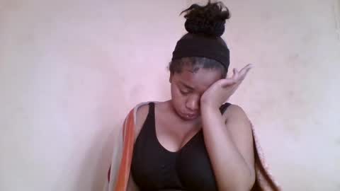 Snapshot of nicelly01 chatting on 07-14-26, 07:02 nicelly01 online show from 07-14-26, 07:02