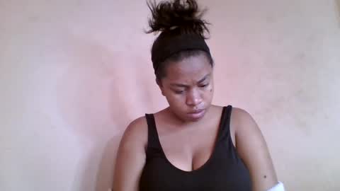 Snapshot of nicelly01 chatting on 07-16-26, 06:30 nicelly01 online show from 07-16-26, 06:30