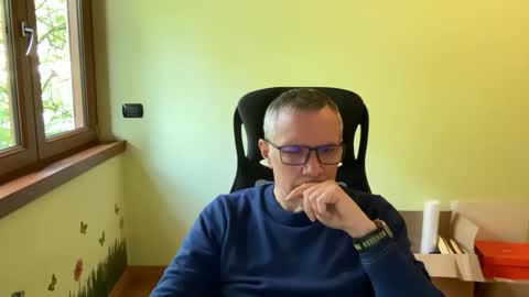 Andrew online show from 04-16-26, 03:46