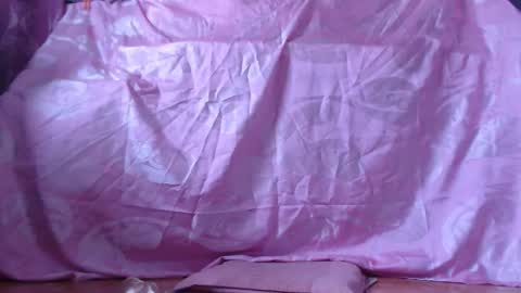 Snapshot of nicharee chatting on 03-16-26, 05:44 nicharee online show from 03-16-26, 05:44