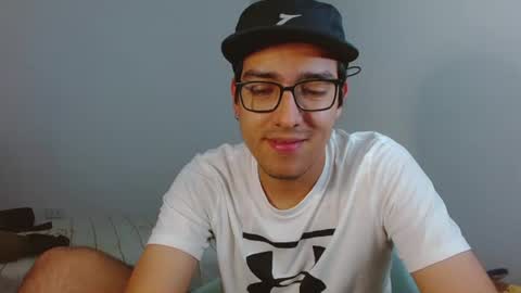 Snapshot of nicholasfinn chatting on 07-09-26, 02:26 Nick online show from 07-09-26, 02:26