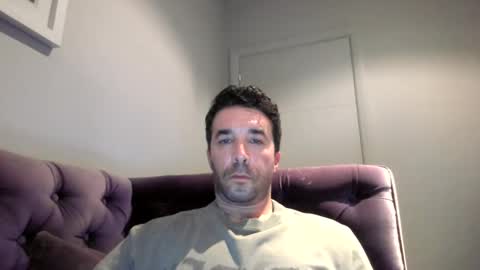 Snapshot of niciboi chatting on 12-22-24, 08:58 James online show from 12-22-24, 08:58