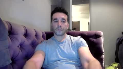 Snapshot of niciboi chatting on 02-27-25, 11:04 James online show from 02-27-25, 11:04