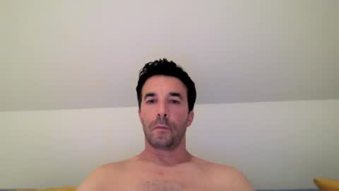 Snapshot of niciboi chatting on 08-02-26, 10:52 James online show from 08-02-26, 10:52