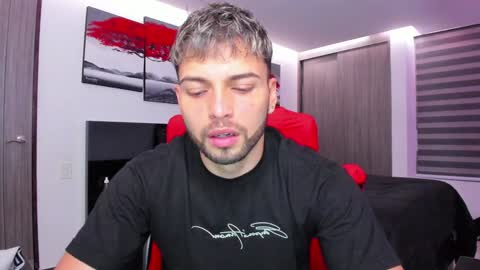 Snapshot of nick_klaus chatting on 12-06-24, 11:25 Nick Klaus online show from 12-06-24, 11:25