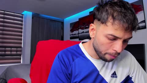 Snapshot of nick_klaus chatting on 01-27-25, 10:16 Nick Klaus online show from 01-27-25, 10:16