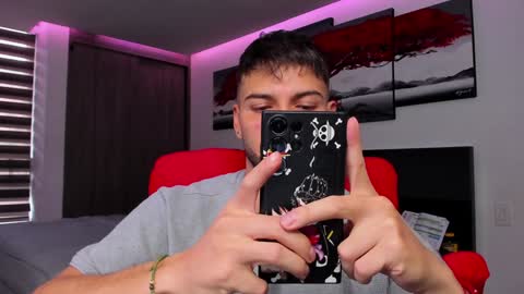 Snapshot of nick_klaus chatting on 01-31-25, 09:59 Nick Klaus online show from 01-31-25, 09:59