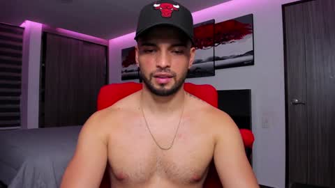 Snapshot of nick_klaus chatting on 02-04-25, 12:29 Nick Klaus online show from 02-04-25, 12:29