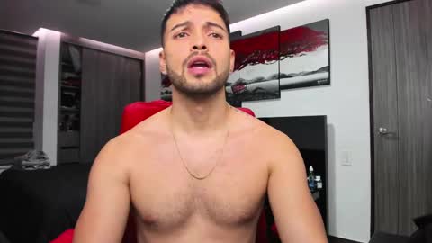 Snapshot of nick_klaus chatting on 03-08-25, 12:11 Nick Klaus online show from 03-08-25, 12:11