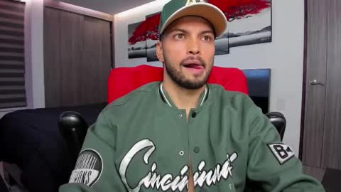 Nick Klaus online show from 11-06-25, 11:26