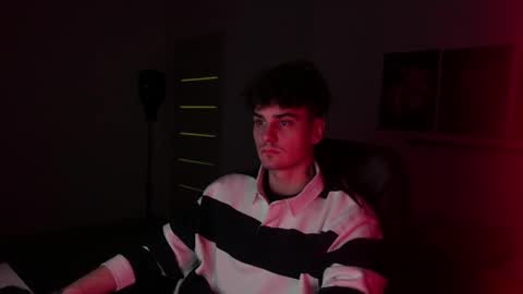 NICK PHILLIP online show from 01-10-26, 02:52