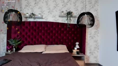 Snapshot of nick_torn chatting on 09-20-25, 11:55 Nick online show from 09-20-25, 11:55