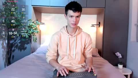 Snapshot of nick_torn chatting on 09-27-25, 03:44 Nick online show from 09-27-25, 03:44