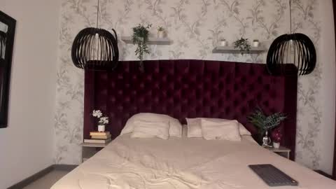 Snapshot of nick_torn chatting on 10-02-25, 12:34 Nick online show from 10-02-25, 12:34