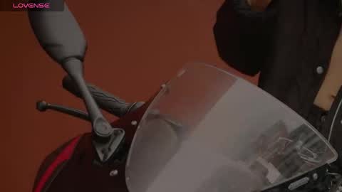 Snapshot of nick_torn chatting on 12-02-25, 12:32 Nick online show from 12-02-25, 12:32