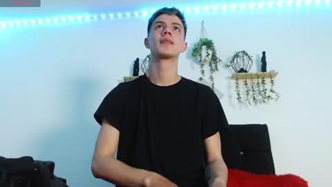 Snapshot of nick_torn chatting on 07-11-26, 03:15 Nick online show from 07-11-26, 03:15