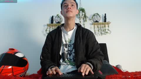 Snapshot of nick_torn chatting on 07-24-26, 03:54 Nick online show from 07-24-26, 03:54