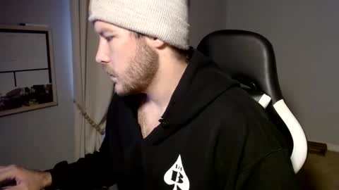 Cakedcouple  OF - Yourtattedcutie  qurlynfit online show from 12-26-24, 02:05