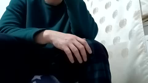 Snapshot of nickcarlosxx chatting on 01-04-25, 04:00 Nick online show from 01-04-25, 04:00