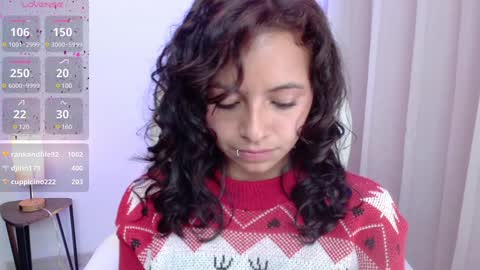 Snapshot of nickeymoon chatting on 12-25-24, 02:25 Nicole Silvermoon online show from 12-25-24, 02:25