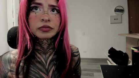 Snapshot of nicki_1 chatting on 02-28-25, 02:09   Help me reach 100 thumbs up online show from 02-28-25, 02:09