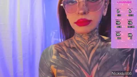 Snapshot of nicki_1 chatting on 09-22-25, 06:15   Help me reach 100 thumbs up online show from 09-22-25, 06:15