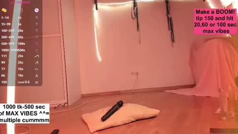 Karolina online show from 11-18-25, 09:03