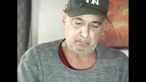 nickincali online show from 12-30-24, 04:19