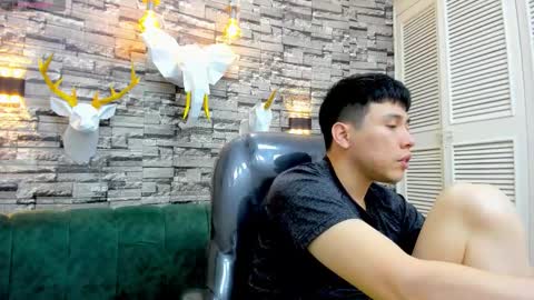 Snapshot of nickk_wolff chatting on 11-30-25, 04:49 Nickk Wolff online show from 11-30-25, 04:49