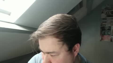 Snapshot of nickoeoeoe chatting on 03-05-26, 04:14 nickoeoeoe online show from 03-05-26, 04:14