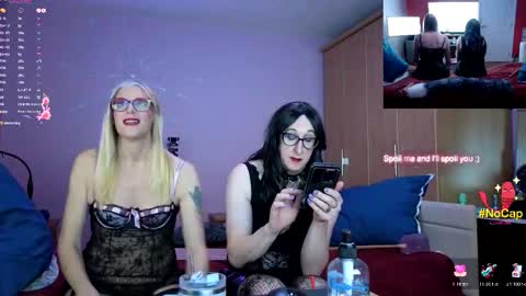 Snapshot of nicktu52 chatting on 11-20-25, 12:55 nicktuuk online show from 11-20-25, 12:55