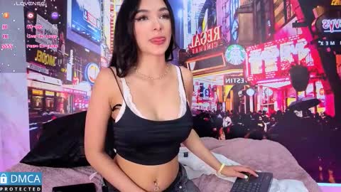 Snapshot of nicky_1824 chatting on 09-23-25, 06:44 NICKY online show from 09-23-25, 06:44