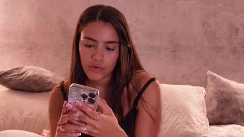 Snapshot of nicky_and_blake chatting on 10-11-25, 01:16 nicky and blake online show from 10-11-25, 01:16