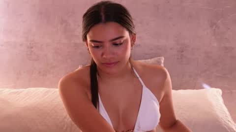 Snapshot of nicky_and_blake chatting on 10-28-25, 08:11 nicky and blake online show from 10-28-25, 08:11