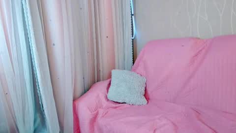 Snapshot of nicky_oli chatting on 03-11-25, 01:45 nicky_oli online show from 03-11-25, 01:45