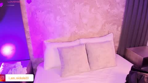 Snapshot of nicky_peyton chatting on 01-11-26, 02:27 Nicky online show from 01-11-26, 02:27