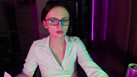 Nicky Weekends online show from 01-23-25, 01:30